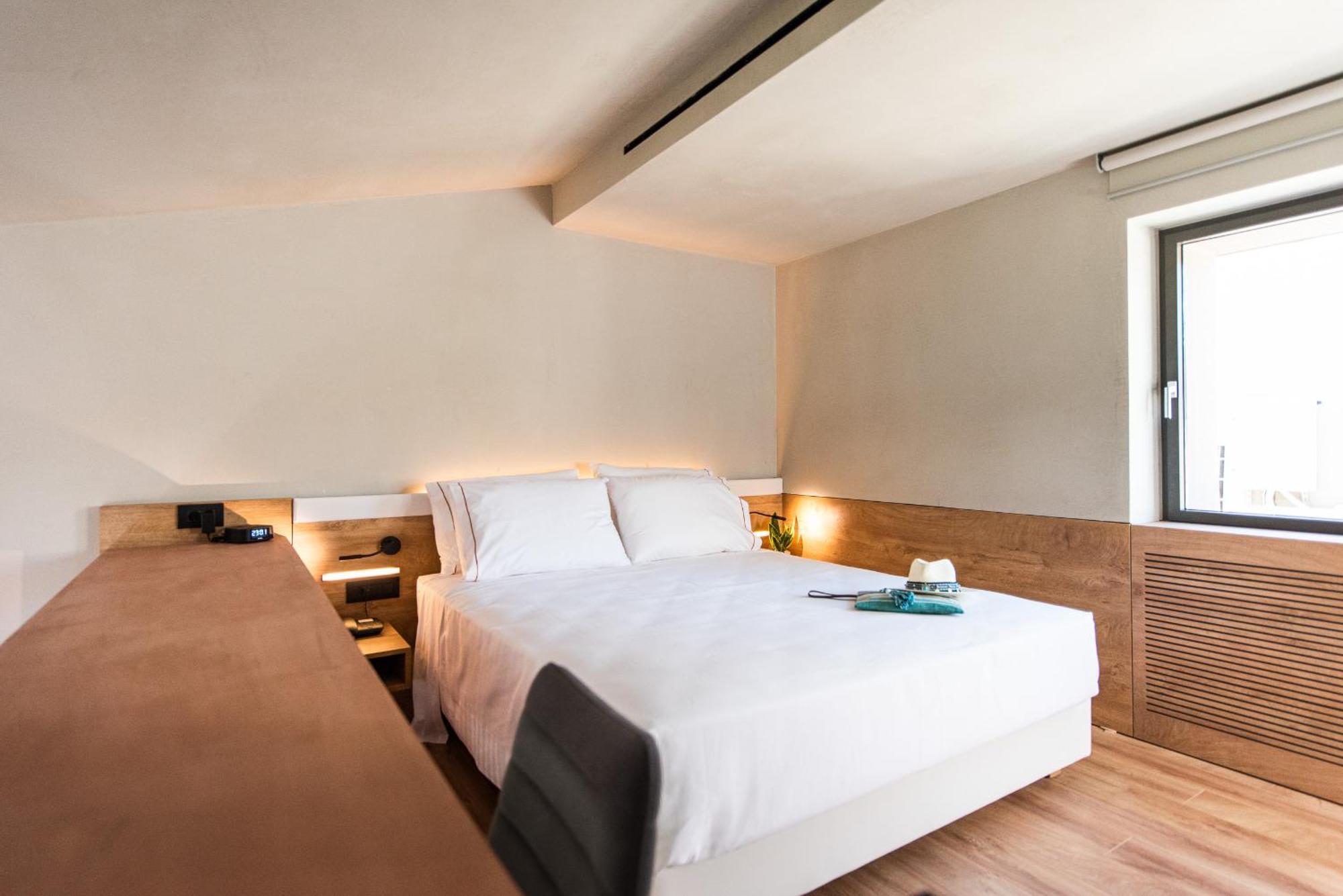 Pilot Amphora Boutique Hotel "Adults Only" Georgioupoli Oda fotoğraf